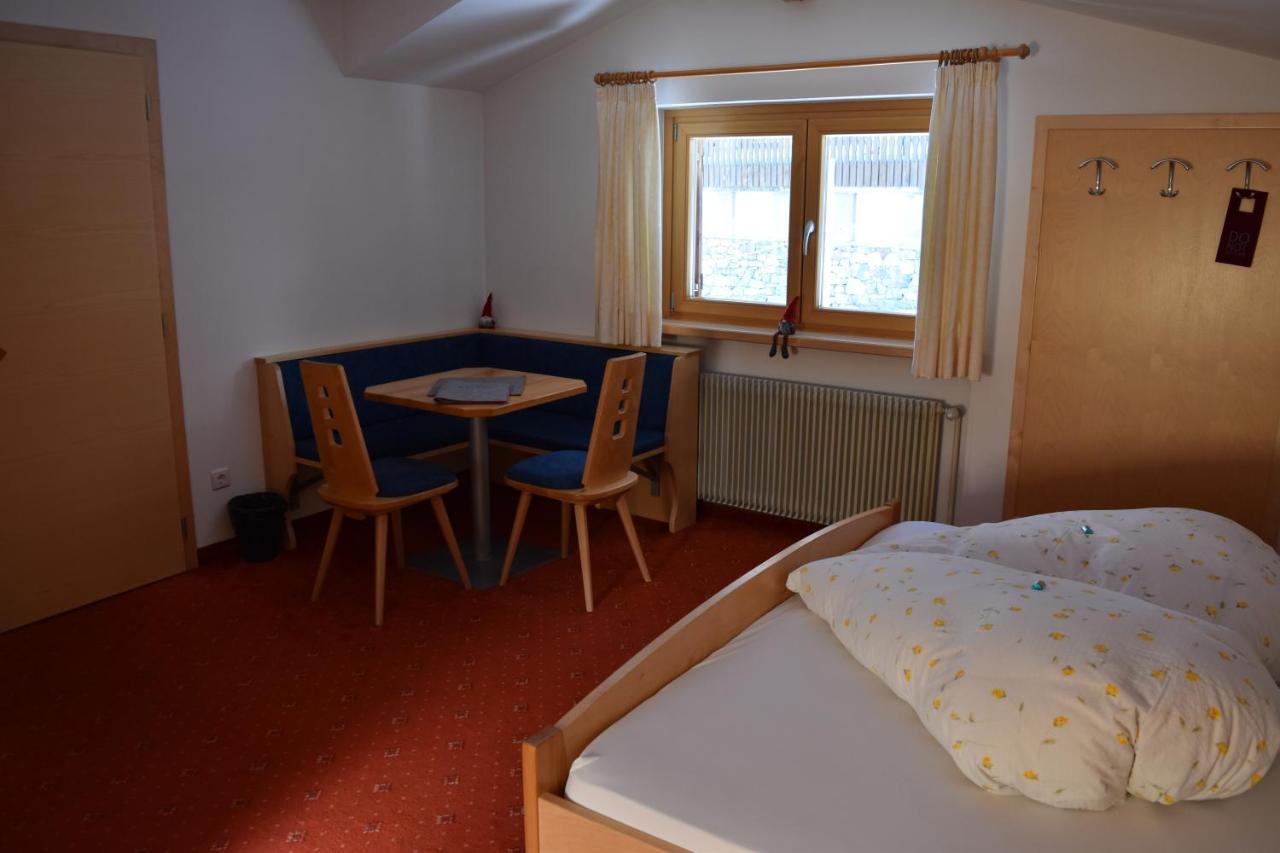 Garni Des Alpes Hotel Solda Exterior photo