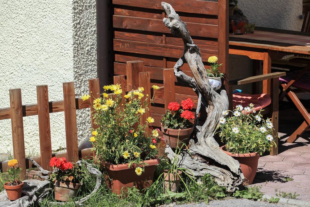 Garni Des Alpes Hotel Solda Exterior photo